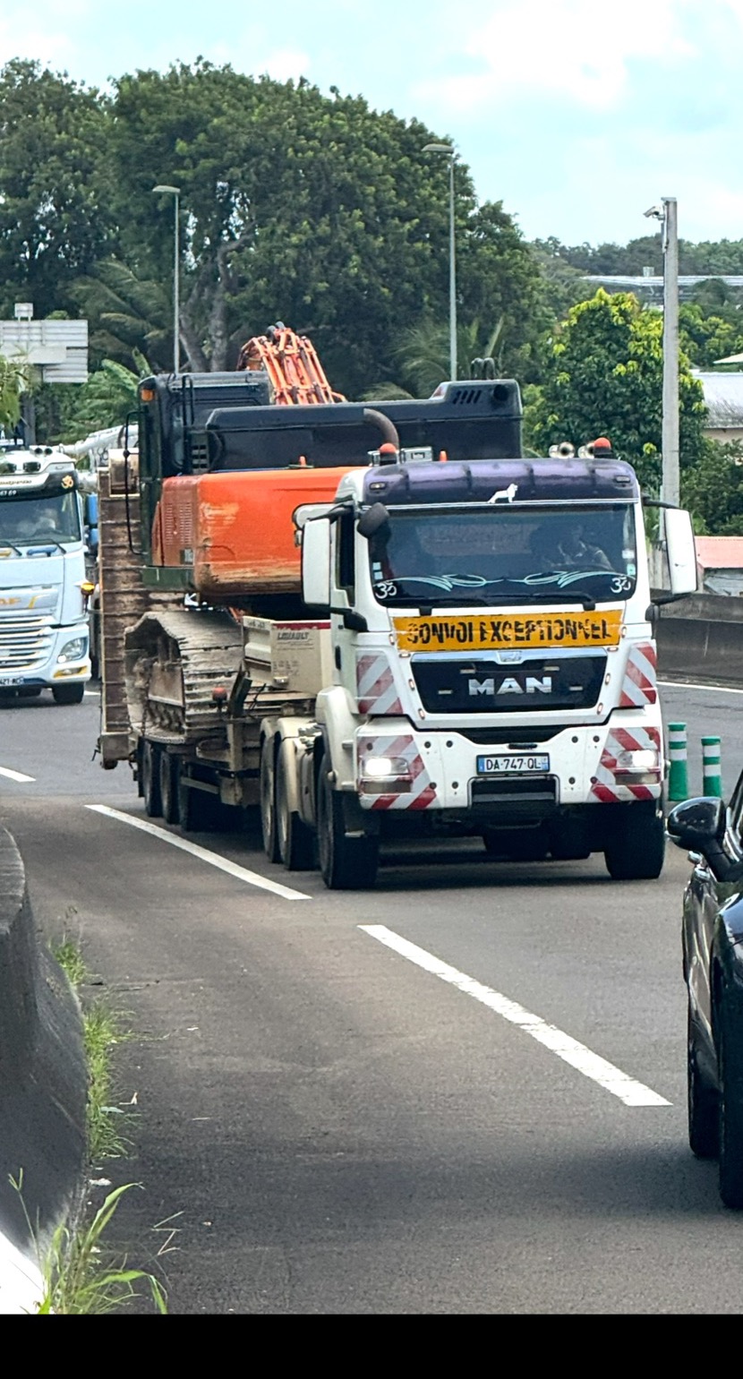 Convoi exceptionnel — MAN TGS